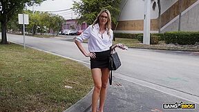 Tall Girl Alli - Horny Tall Girl Needs Bbc