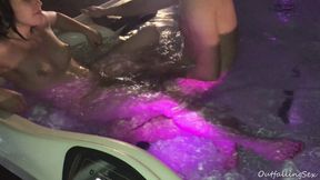 Teens fuck in the jacuzzi - underwater sex in pool