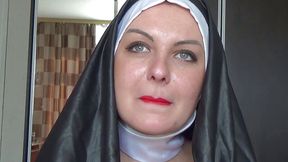 Sexy nun putting a lot of red lipstick and teasing by her sexy lips!