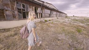 Risky Public Bang: Girl Sucks Off Stranger in Abandoned Spot, Swallows Load Like a Pro!