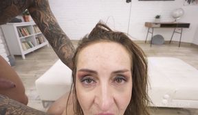 didevi pissing girl