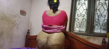 Indian National Girl Masturbates in Front of Her Ex-boyfriend