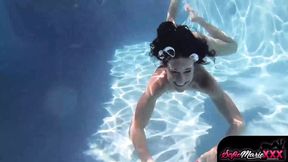 Horny Brunette Sofie Marie Gets Hot Anal Fucking Underwater