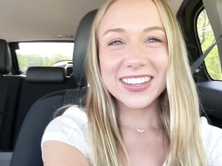 SQUIRTING AT MY MOMMYS EYE DOCTOR APPOINTMENT