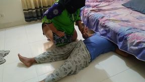 A Stranger Gets Stuck Under the Bed by Accident Then Neighbor Stepaunty Comes & Fucks Him - BBW Cumshot
