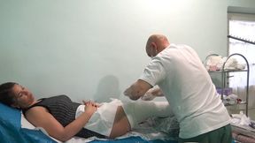 Fanni arrive in the hospital