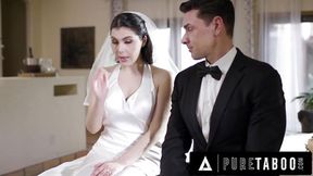 Best Man seduces cheating bride Valentina Nappi