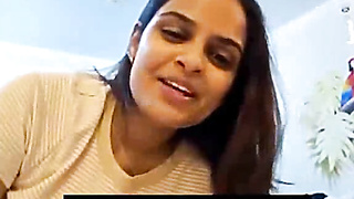Nice Tamil Lady Demonstrates her Bare Bod and Pounding