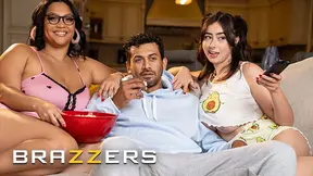 Hot - Ashlyn Peaks & Chloe Surreal Invite Their Crush For A Movie Night But Soon Turns To A Steamy Threesome