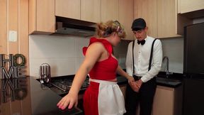 I Give Doa Florinda a Churro and the Bastard Swallows My Milk