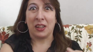 Veronica Rossi recibe doble penetración anal.