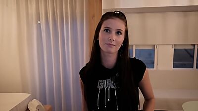I asked her to clean the apartment and fucked her.