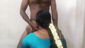 Tamil Saree Hot Busty Aunty Fucking in House