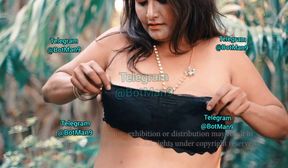 madhu (sucharita) changing saree