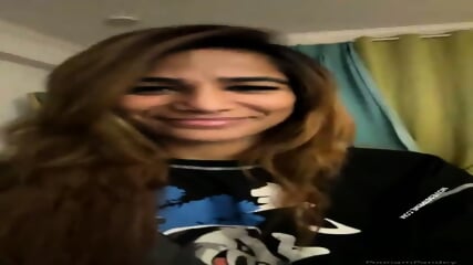DESI GIRL SOLO
