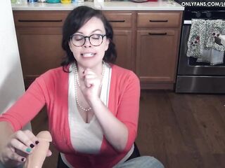 Enchanting Lilitlh Southern Stepmom mother I'd like to fuck Cum Shots big beautiful woman Large breasts Comedy