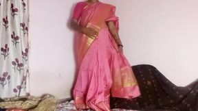 MADHU LAILA desi bhabhi saree strip tease 1