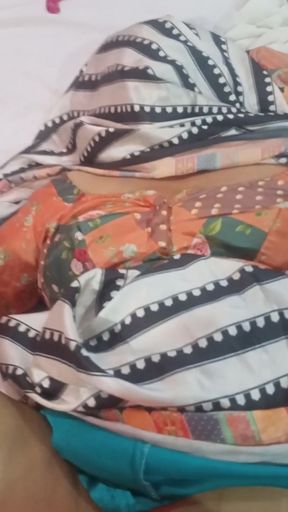 Desi bhabi left in the hotel   Clip 3