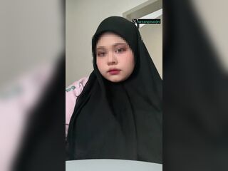 Melayu tetek besar