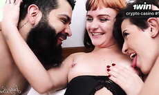 THREESOME WITH TWO TRYING ANAL - LADY SNOW/ CANDY CRUSH BRASIL/ LORD KENOBI