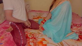 Mahi gets fucked by her student with saree hot wali madam mahi ne apane studen