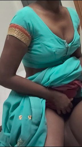 My step sister was so Mood SAREE sex Video in Tamil   Clip 2