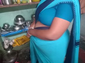 Indian Stepaunty Saree Changing Porn Video