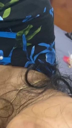 Tamil Huge boobs and sexy body alert on bedy  someone take captured   Clip 1