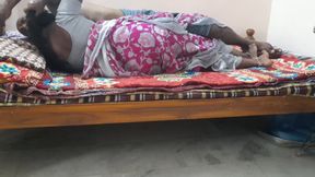Beautiful Bhabhi Has Erotic Sex Indian Romantic Sex Video in Saree