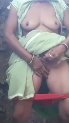 Desi sister-in-law doing mangal in the jungle for the first time sucked land in mouth with brother-in-law in outdoor&hellip;   Clip 2
