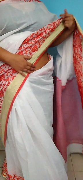 Hindi Hot Stepmom Saree Open Video Hot