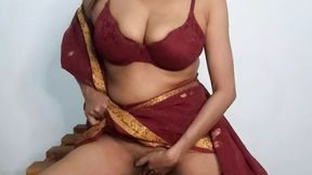 Indian maid Masturbation with Saree juicy pussy with Big Boobs