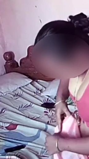 Hot sexy bhabhi Sreejaa wear blouse saree after bath   Clip 1