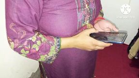 Punjabi Jatti caught bihari masturbate in her bathroom and punish him