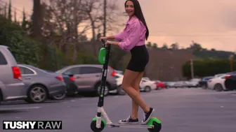 Avi Love Keeps Her Ass Plugged All Day for a Rough Gaping Session Tonight