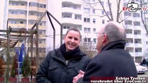 hausmutti zum vögeln angesprochen auf der straße