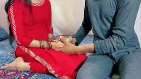 Devar ne bhabhi ko do lakh rupaye ka latch de kr sari rat sath sone ko kaha  Indian man cheat friend'_s wife fucked by big cock  full story desi porn sex