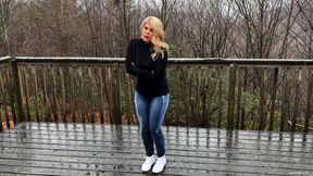Made To Piss Her Pants (iPhone) - Carissa Montgomery