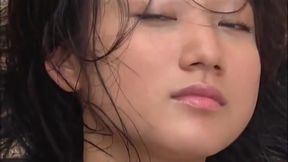 Saaya Irie’s solo session features exotic Asian pleasure