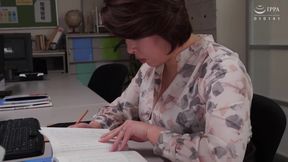 Rin Ogawa: Japanese MILF with Double Penetration & Swallow