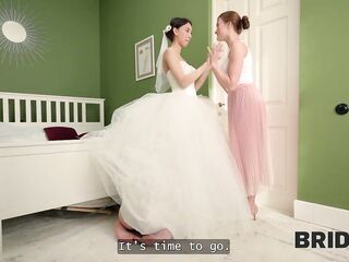 BRIDE4K. Lesbian babes fuck