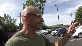 Laurie Vargas slurps chunky dick jizz