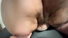 Chubby German Girl spreads her Pussy Wide and get fucked