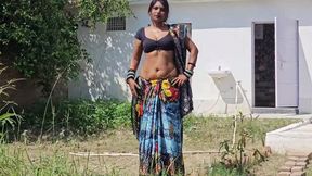 Cute indian girl with Juicy Red lips licking and sucking boss cock and enjoying fucking in missionary.